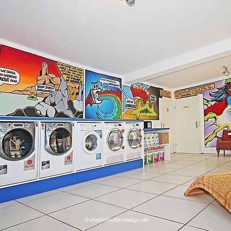 Brook Lane Hostel Regensburg Bagian luar foto